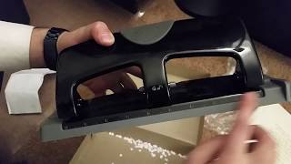 Review on Swingline® SmartTouch™ Low Force 3 Hole Punch, 20 Sheet Capacity