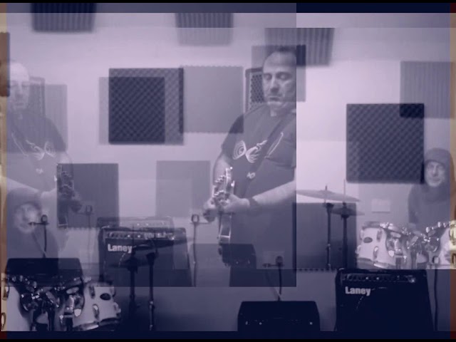Watch Warped Freqs - Bluff (Live version) on YouTube Watch Warped Freqs - Bluff (Live version) on YouTube