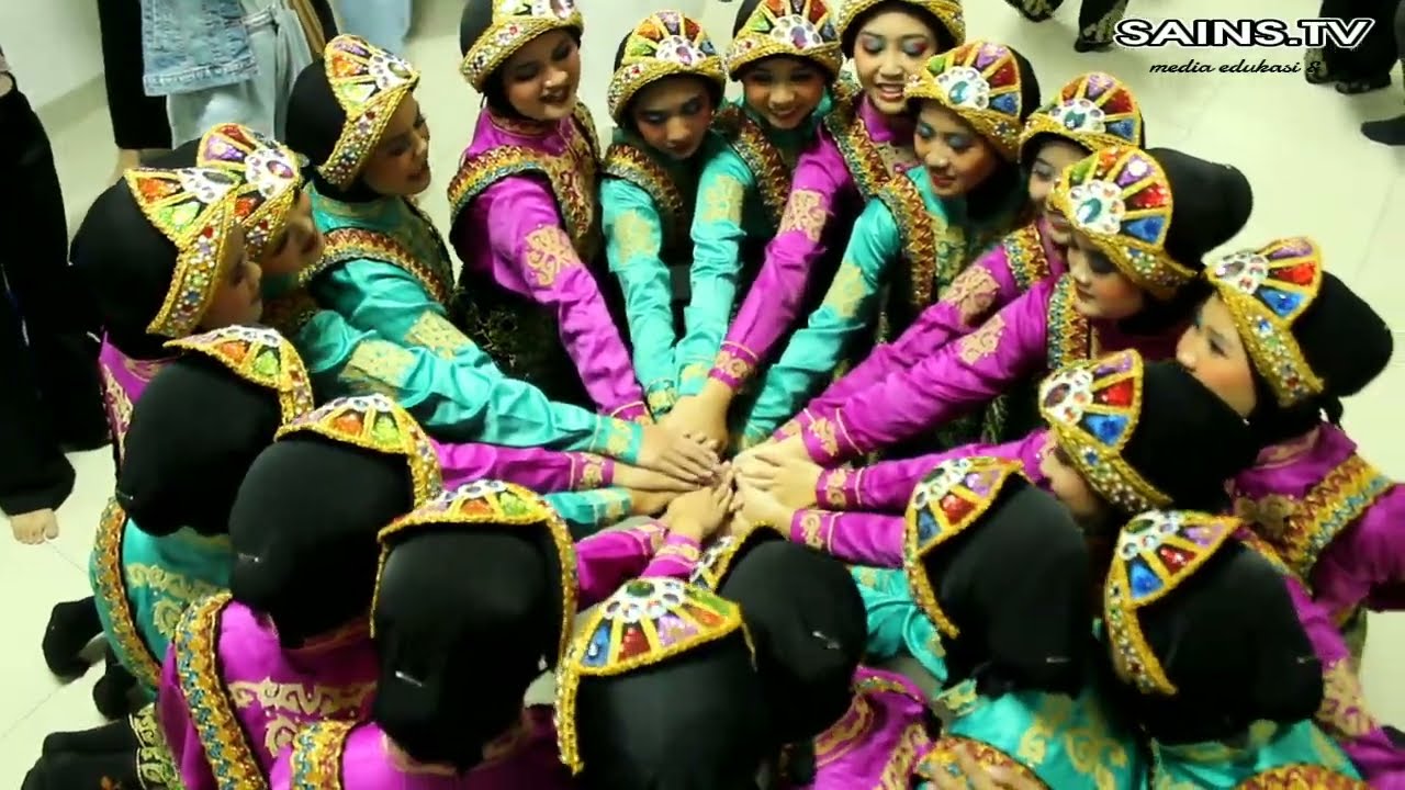 FULL POWER..Ratoeh Jaroeh SMAN 2 Gunungputri Lomba Tari Saman ALSPECTIVE 2024 SMA Al Azhar 19 JKT