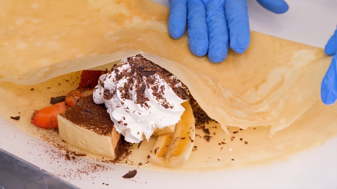 【創業45年🌹クレープ】クレープ界のレジェンドのお店🦄ティラミスの苺クレープ／ホットカスタードクレープ [クレープ職人 | dessert crepes] Japanese legend crepe