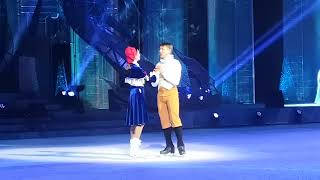 Евгения Медведева и Алексей Ягудин в спектакле Ильи Авербуха Снежная королева