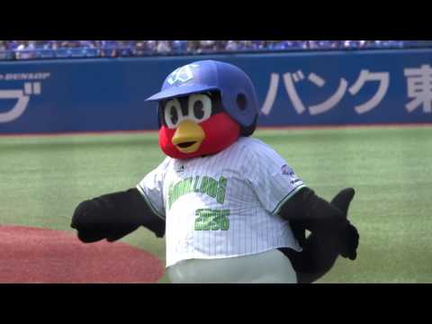6/24　つば九郎が熱唱