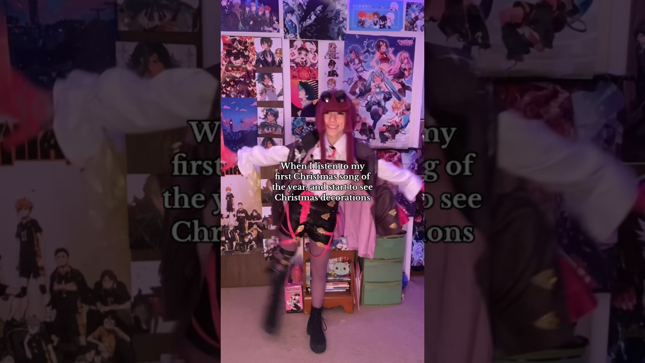 It hit me when I was at a mall on Black Friday plus hearing the radio! #kafkacosplay #hsrcosplay