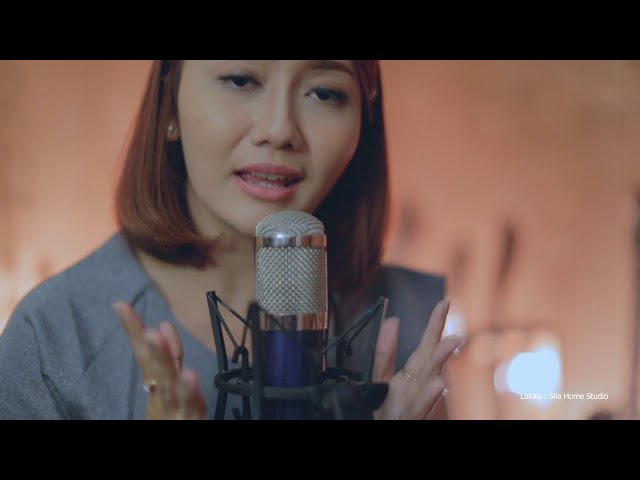 Depang Tiang Bagia (acoustic cover) by Putri Bulan class=