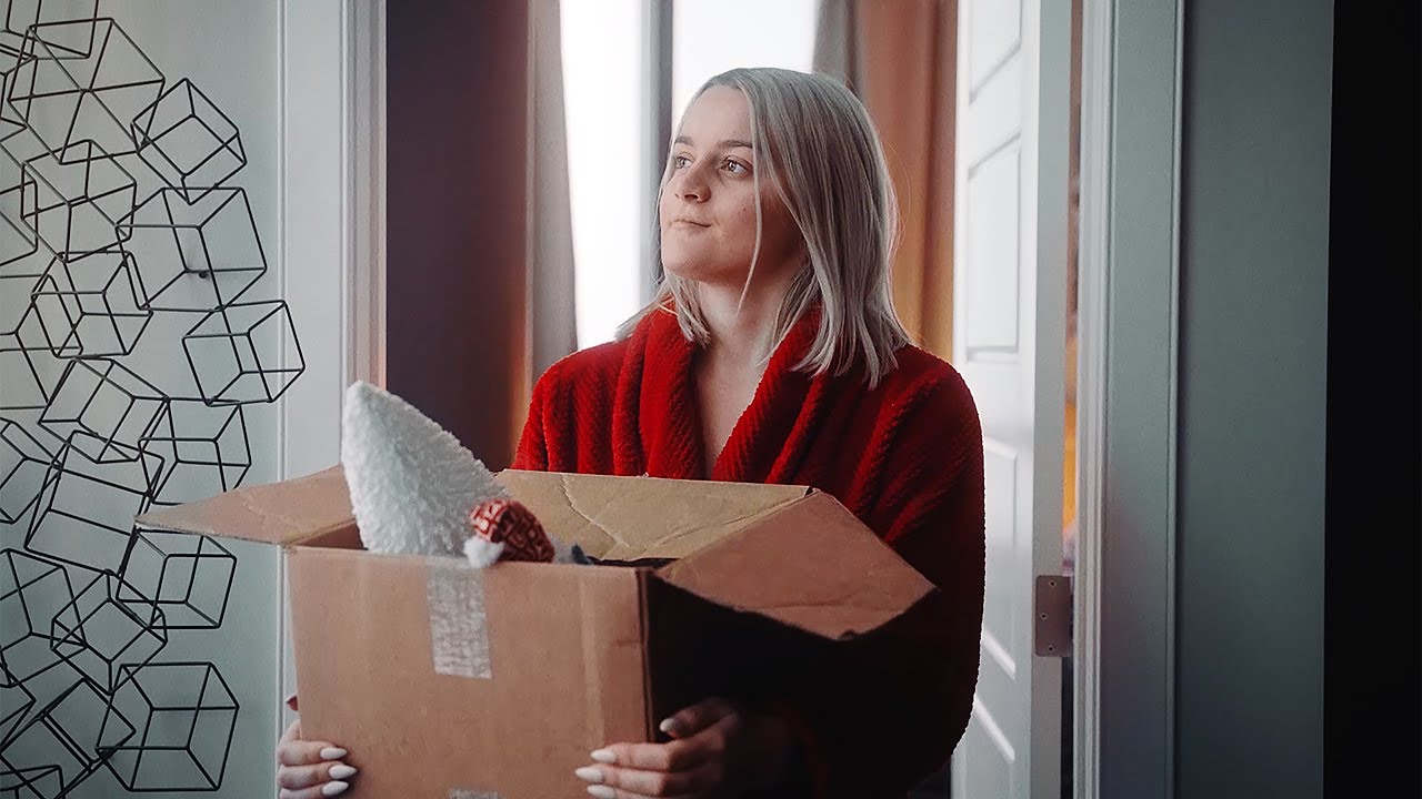 Sony A7III SLOG 3 | CINEMATIC MORNING CHRISTMAS video |  | Tamron 28-75mm