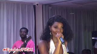 Video thumbnail of "WENDY SHAY - ‘Keep Moving’ (Live Performance)"