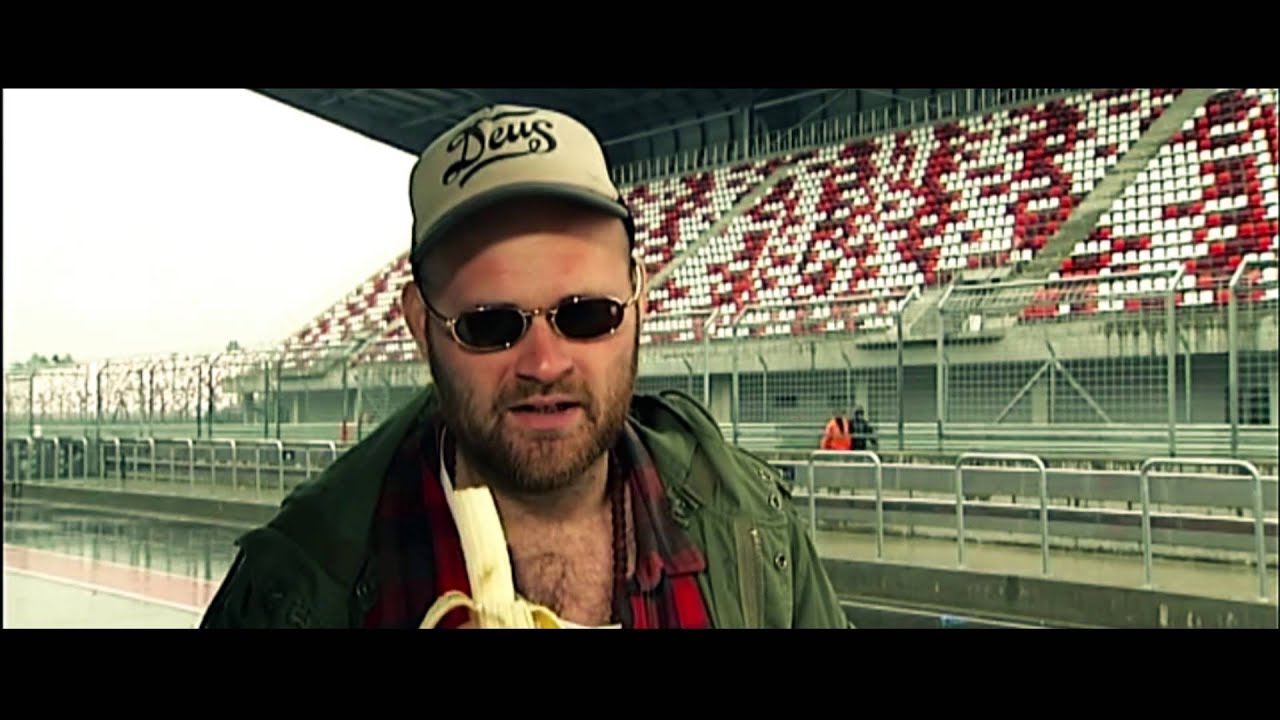 Команда Yakhnich Motorsport, фильм о фильме (2D CELLULOID, 2012).