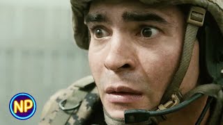 The Squad Sees Aliens for the First Time | Battle Los Angeles (2011) | Now Playing