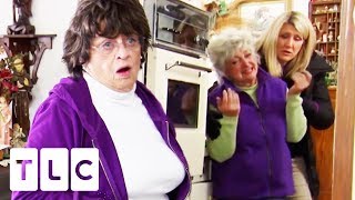 Cleaning Day Takes A HUGE Emotional Toll On Nancy | Hoarding: Buried Alive