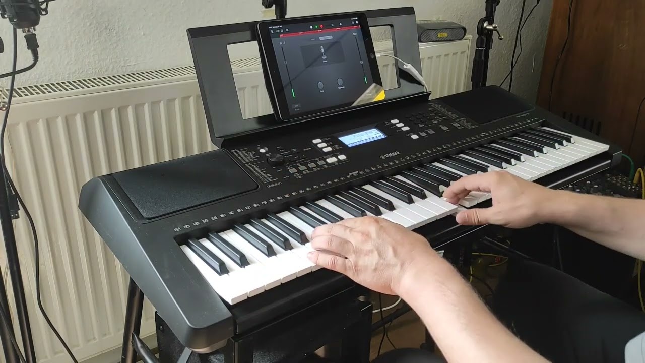 Yamaha PSR E 373 Keyboard Cover Nr.  6