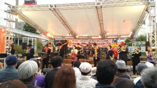 オリビアを聞きながら VioletBrass