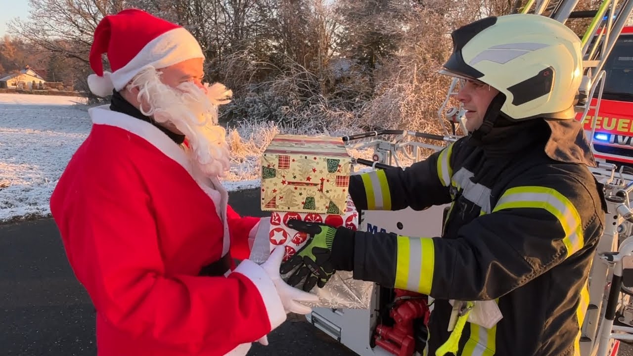 Weihnachten gerettet | Festlicher Einsatz der Feuerwehr Einbeck