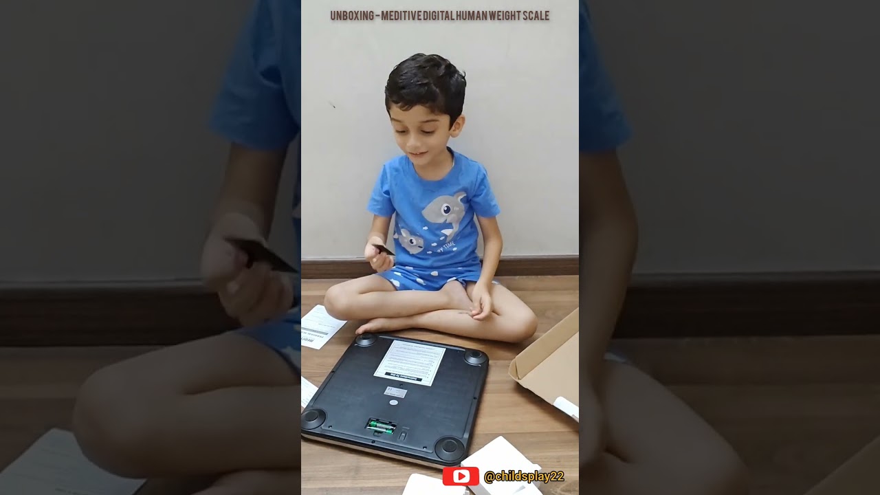 Unboxing of MEDITIVE Digital Human Weight Scale