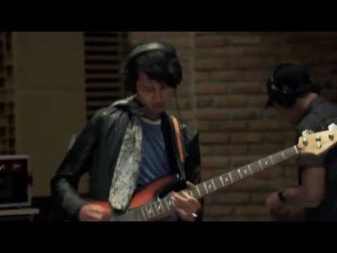 Download lagu Nice Friday - Angkuh (Live Session at ARTSOUND Studio) HD Nice Friday - Angkuh (Live Session at ARTSOUND Studio) HD