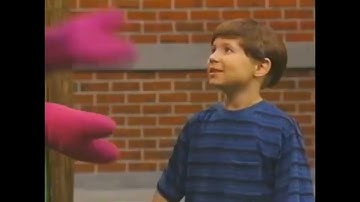 Here comes! Barney’s Making New Friends (1999 Version) Part 12