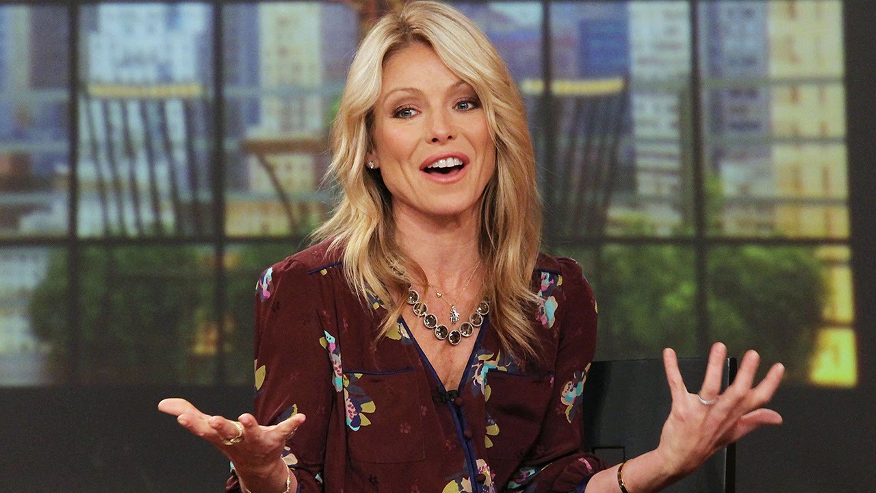 Kelly Ripa Is Announcing A Permanent Live Co Host A Timeline Of