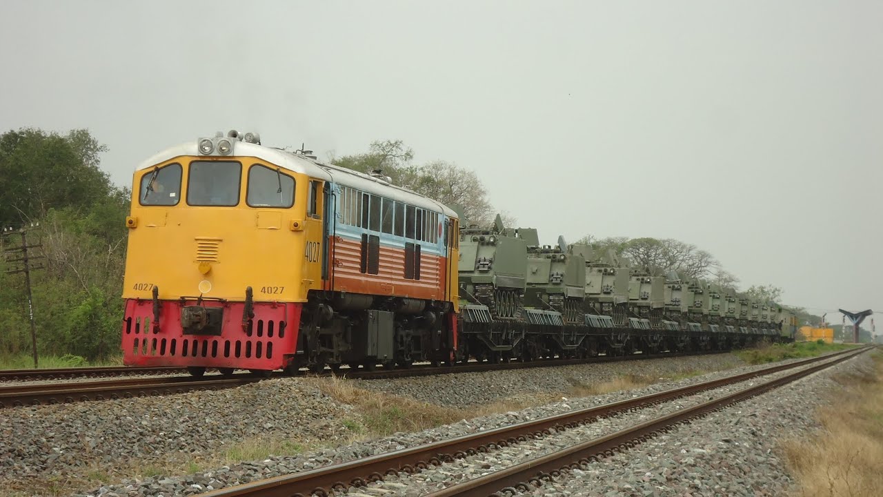 รถไฟไทย ขบวนพิเศษทหาร2132 บรรทุก M113