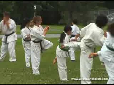 Outdoor Training 2006 - West Island Kyokushin Kara...
