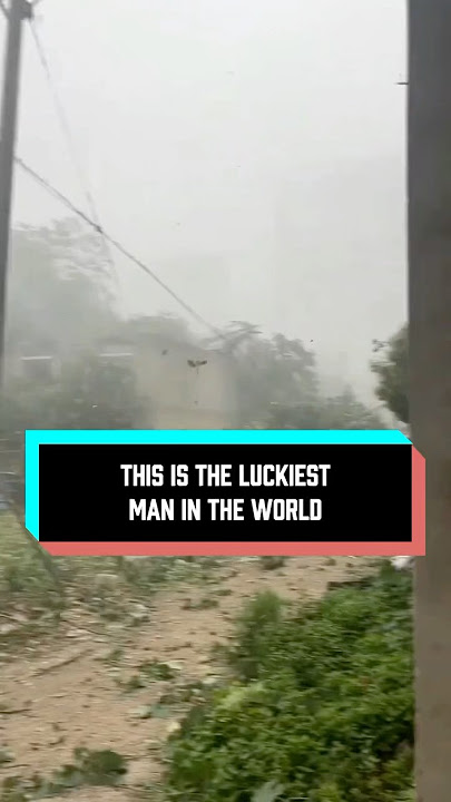 This is the luckiest man in the world. #delicius #facts #food #youtube