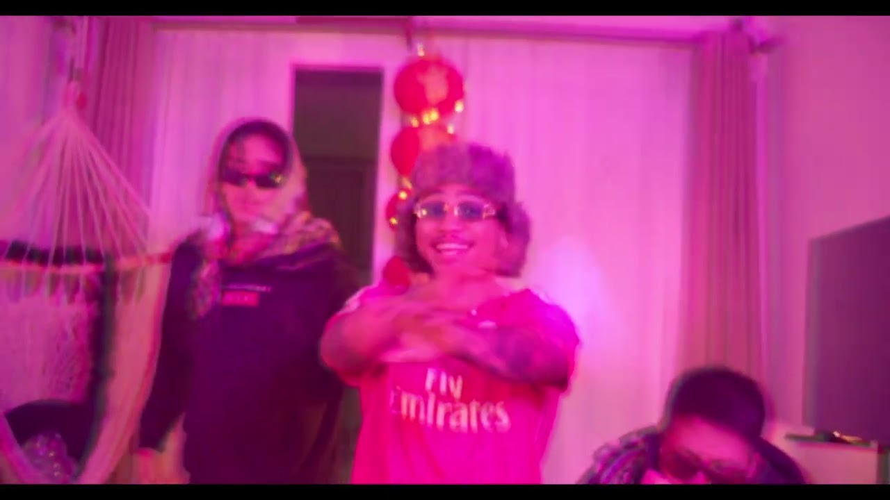 Watch Cumbia 3000s - White-oh Noisebro JP-I (Video Oficial) on YouTube Watch Cumbia 3000s - White-oh Noisebro JP-I (Video Oficial) on YouTube