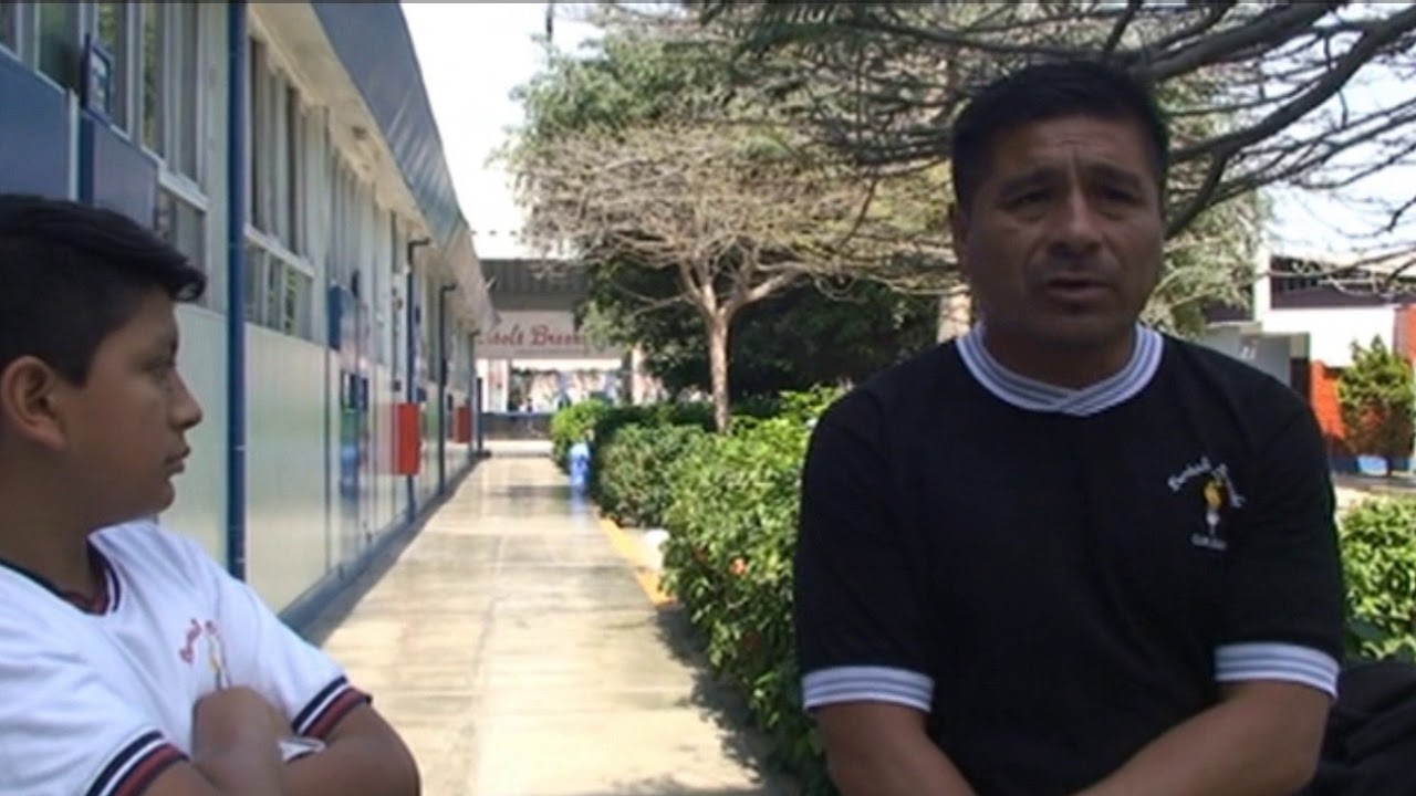 Entrevista al Profesor Guerrero - Colegio Bertolt Brech 1ero C