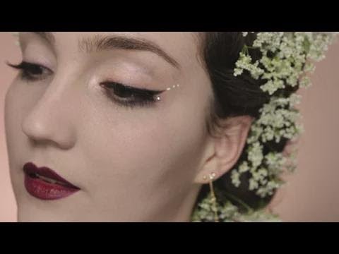 Maquillage Mariée : Inspirez-vous des Festivals pour un Look Unique