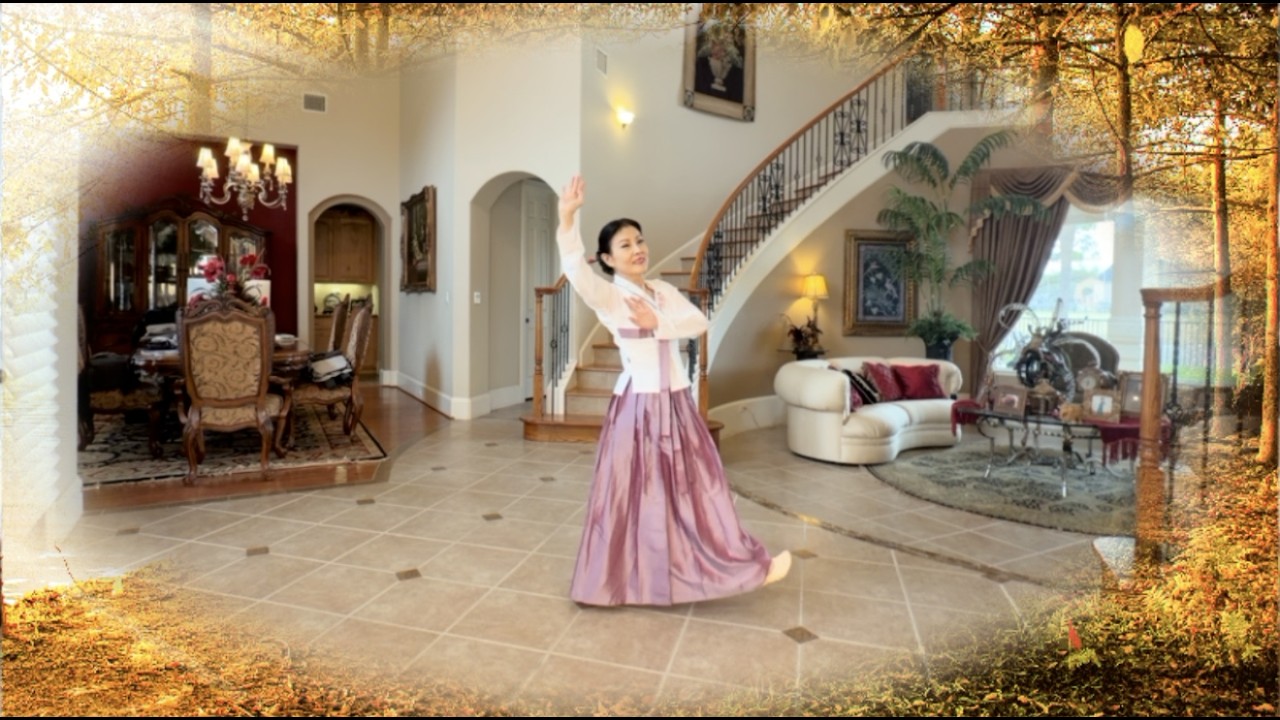 朝鲜族舞 （Korean Dance）《秋之语》华艺民族舞精品课-学员展示，舞者-Yun Gong (浮YUN)，编导/指导-吴雅琦，音乐：花瓣飞舞