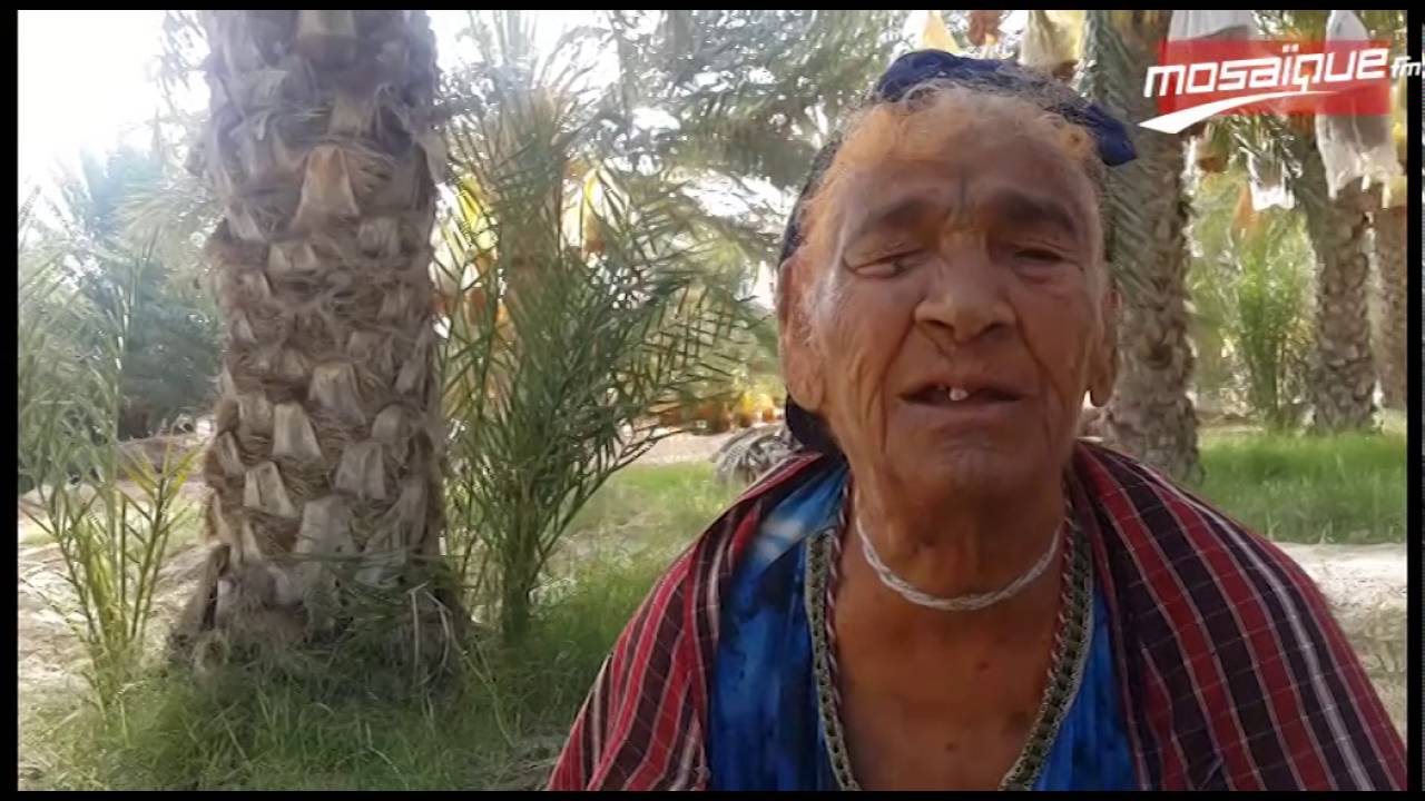 سوق الاحد: تبلغ من العمر قرابة 100 سنة وما تزال تعمل في المجال الفلاحي