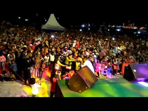 Bunga Cendrawasih - Pieter Saparuane | Fakfak (Live Konser)