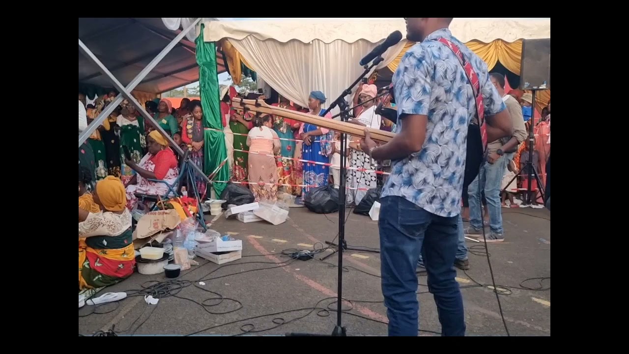 KOMO AVEC MAWA ROSE BARAKANI AUDIO MILINA ET AFZAL