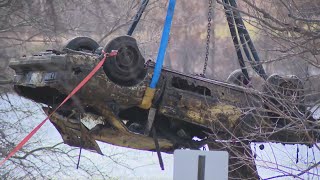 Kane County Coroner's Office confirms human remains found inside of car pulled from Fox River