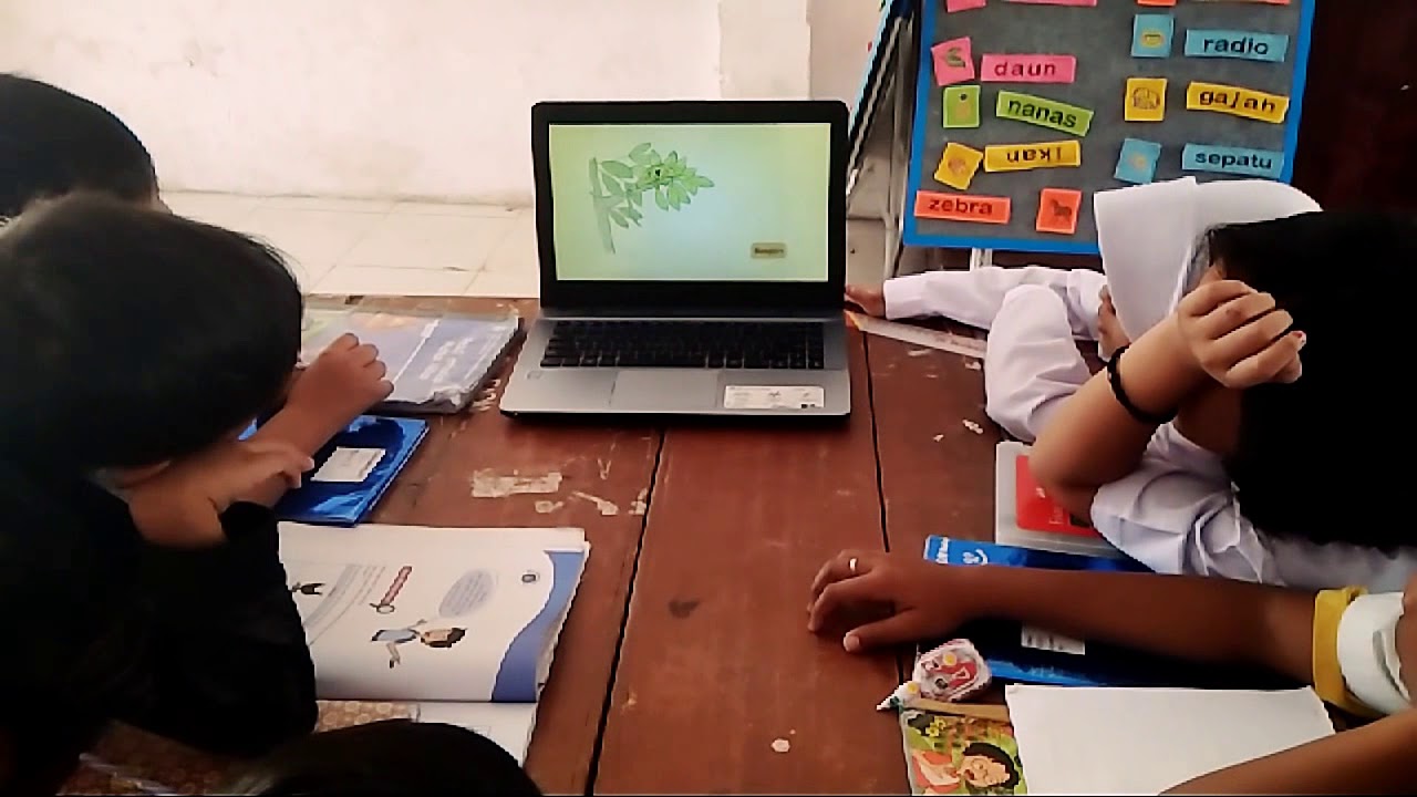 Belajar Menggunakan Metode Audio Visual... - YouTube
