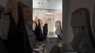 plane seats hit different when you train mobility 😝