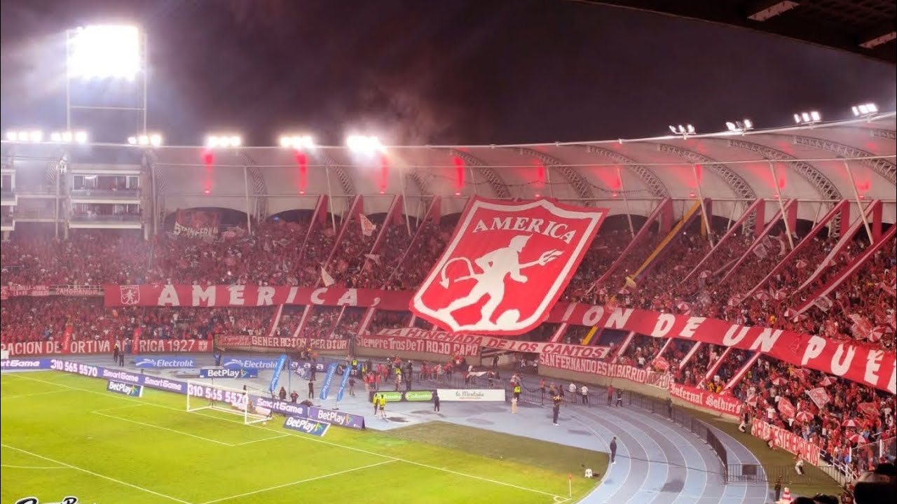 AMÉRICA VS SANTA FE | CUMPLEAÑOS #99 DEL ROJO DESDE LA BARRA BRAVA BARÓN ROJO SUR 
