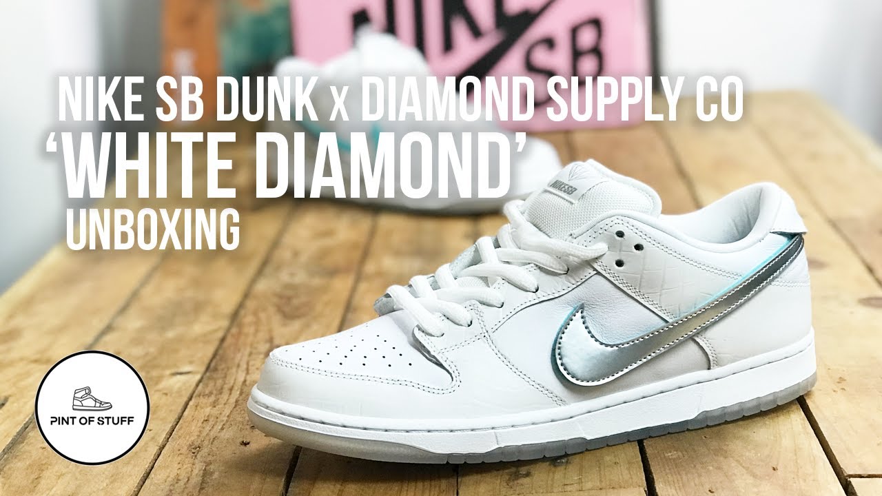 Derritiendo Golpe fuerte preocupación Diamond Supply Co. x Nike SB Dunk Low Pro 'White Diamond' Sneaker Unboxing  - YouTube
