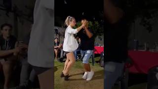 PAREJA BAILANDO BACHATA ESPECTACULAR CON ALEGRIA ✨💃🕺 #bachata #bachatadance #bachataromantica #love