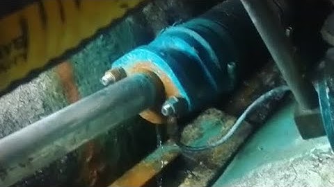 Installing Dripless Shaft Seal The Boat Yard Way!