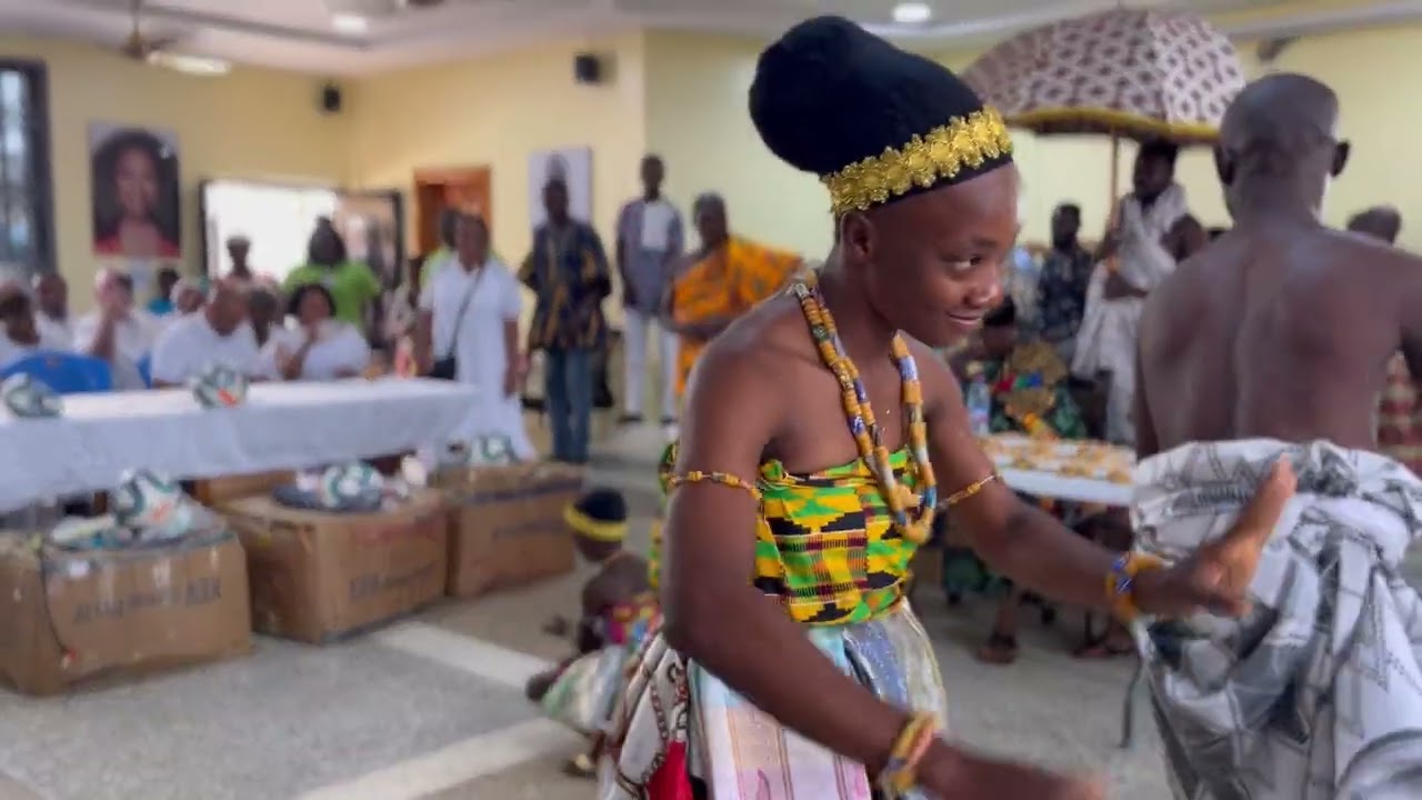MORE CULTURAL DANCE PERFORMANCES @ THE HOMECOMING @ NTUNKUMSO