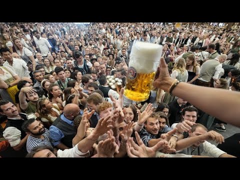 في عامه ال 189 مهرجان أكتوبر فيست يستقطب عشاق البيرة في ميونيخ
