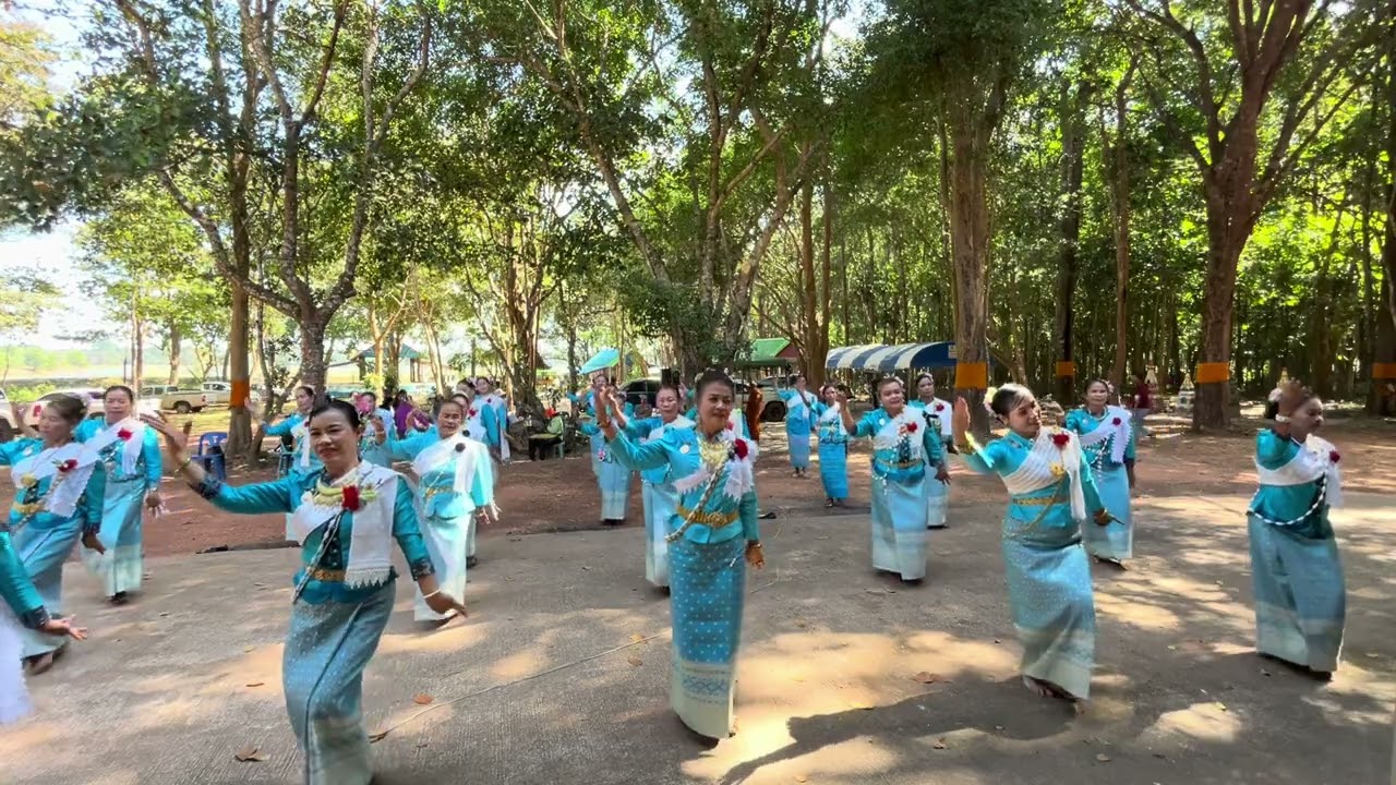 นางรำวัฒนธรรมตำบลคำพี้