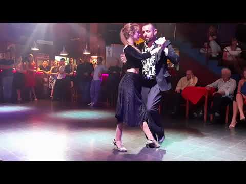 Braulio Martos y Camila Ameglio - "Bien Pulenta" Juan Darienzo en Milonga la Parrilla Buenos Aires