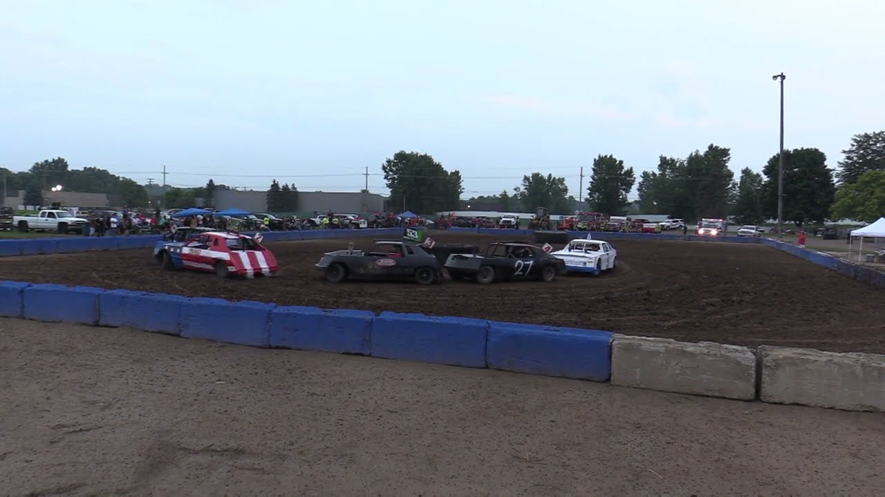 Fowlerville Family Fair 2024 Figure Eight  (Big cars) Heat 1 (7-23-2024) Fowlerville,Michigan