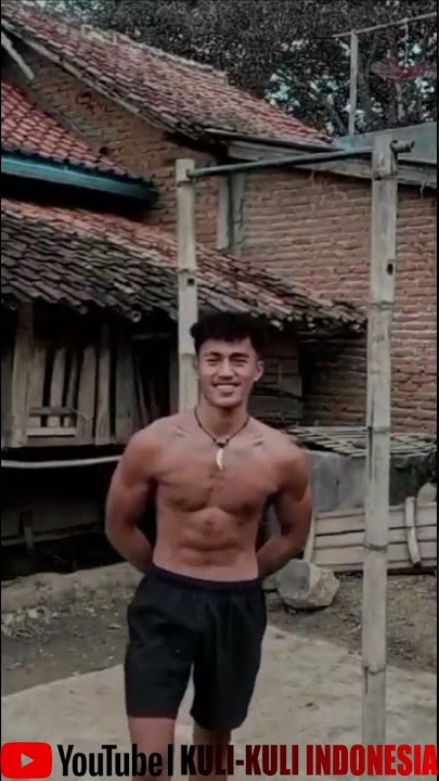 Pemuda Desa Idaman Ganteng Kekar Berotot Sixpack
