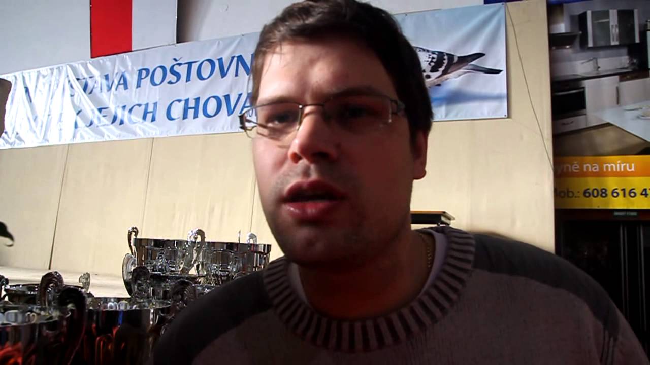 HOLUBÁŘI 2013: Nejlepší chovatel pošt. holubů L. Kubáček v Hluku (www.SlovackoDNES.cz)