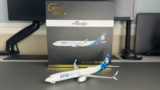 Gemini Jets 1:200 Boeing 737-900ER Alaska Oneworld Livery Unboxing