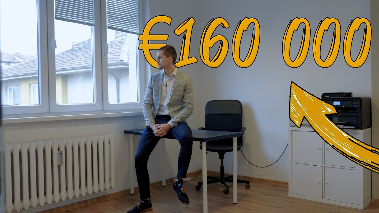 Просторен тристаен апартамент в центъра на София за 160 000 €.