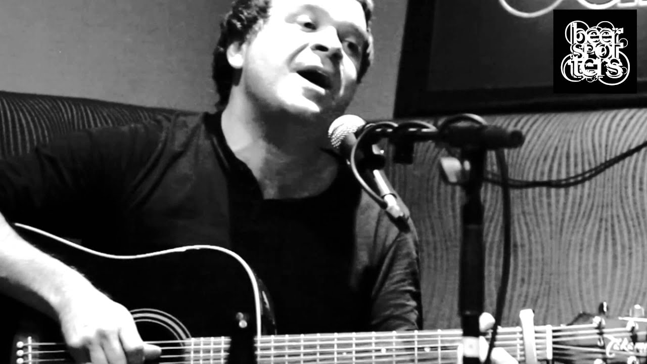 Richard McNevin-Duff - 'Gingerbread Man' @ Carsons Live Sessions