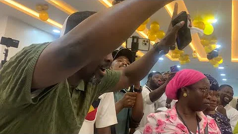 DRAMATIC MOMENT BETWEEN PASUMA AND  MC OLUOMO AT HIS MOTHERS 5TH YEAR REMEMBRANCE 