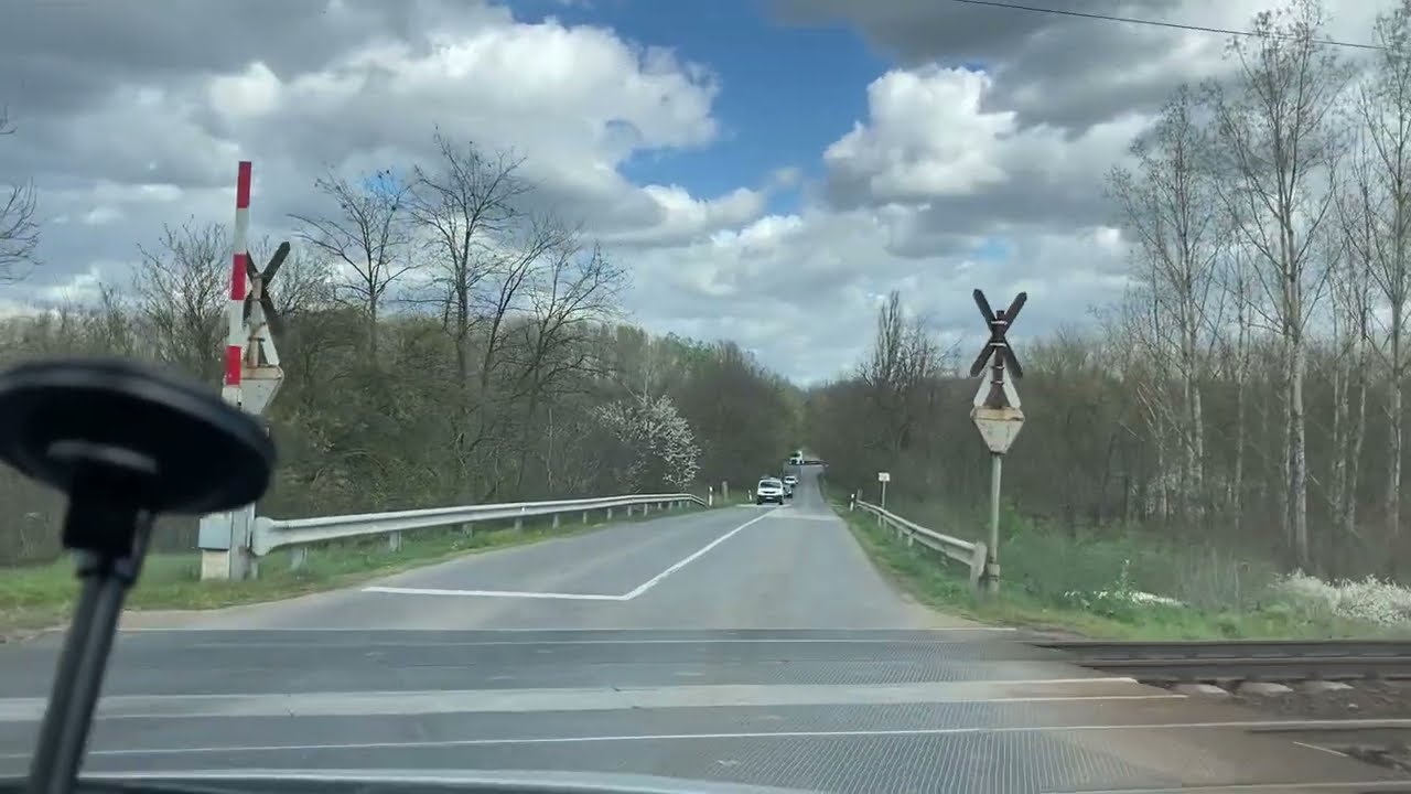 Városi vezetés -kis országút -Levi forgalomban 2 #tanulóvezetők #oktatás #jogsi