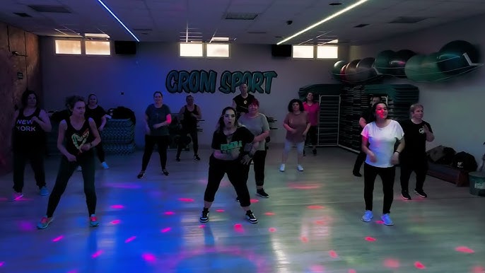 Bekor qilinayotgan yapon pornosi Yosh qiz keksa odamni soradi